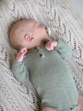 Last inn bildet i Galleri-visningsprogrammet, Bendik’s body and sweater