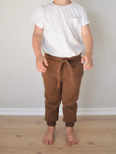 Last inn bildet i Galleri-visningsprogrammet, Leos bukse