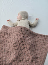 Last inn bildet i Galleri-visningsprogrammet, Yndig Babydecke