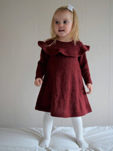Last inn bildet i Galleri-visningsprogrammet, Emma´s ruffled dress