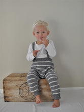 Last inn bildet i Galleri-visningsprogrammet, Theos overalls