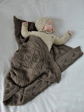 Last inn bildet i Galleri-visningsprogrammet, Lille Spire baby blanket