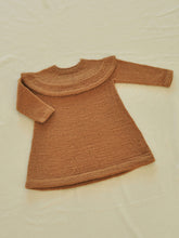 Last inn bildet i Galleri-visningsprogrammet, Emma´s ruffled dress