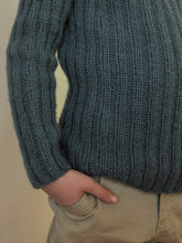 Last inn bildet i Galleri-visningsprogrammet, Year-round sweater
