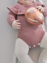 Last inn bildet i Galleri-visningsprogrammet, Emma’s ruffle body