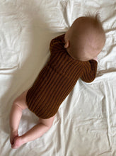 Last inn bildet i Galleri-visningsprogrammet, Year-round body with buttons