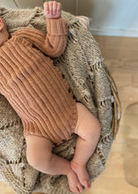 Last inn bildet i Galleri-visningsprogrammet, Year-round body with buttons