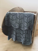Last inn bildet i Galleri-visningsprogrammet, Garntopia baby blanket